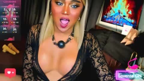 Snapshot of sweetbella69xoxo chatting on June 1, 2026, 6:20 pm BELLA online show from June 1, 2026, 6:20 pm