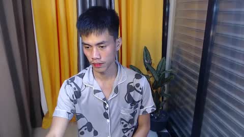 sweetbigcockz online show from February 12, 2025, 3:05 pm