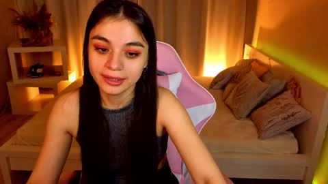 Kim online show from April 21, 2026, 1:53 am