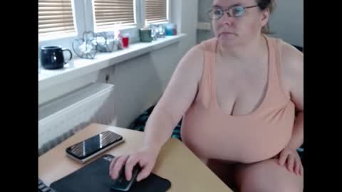 Sweetboobs85h online show from March 11, 2025, 8:30 am