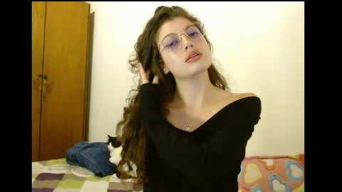 sweetcalm_ online show from March 20, 2026, 3:55 am