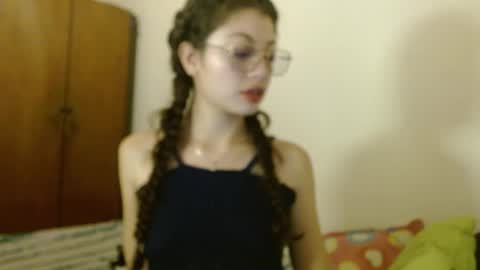 Snapshot of sweetcalm_ chatting on May 26, 2026, 10:17 pm sweetcalm_ online show from May 26, 2026, 10:17 pm