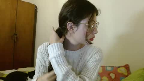 Snapshot of sweetcalm_ chatting on June 4, 2026, 3:34 am sweetcalm_ online show from June 4, 2026, 3:34 am