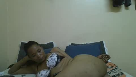 sweetcamgal online show from March 6, 2025, 9:03 am