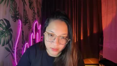 Sweetcaroline2001 online show from March 6, 2026, 2:02 pm