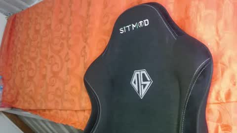 sweetdam12 online show from December 18, 2024, 1:26 am