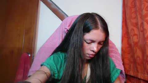 sweetdam12 online show from January 27, 2025, 8:07 pm