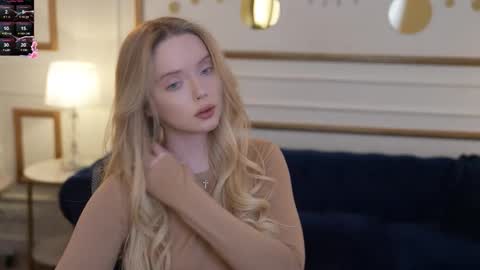 Amelia online show from November 19, 2025, 11:43 am