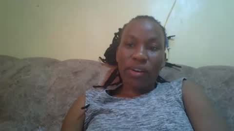 sweetdiva2012 online show from March 13, 2026, 7:59 am