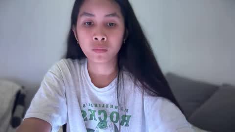 sweetdoll_angela online show from November 6, 2025, 1:39 am