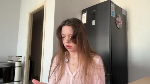 Snapshot of sweetdreamvic chatting on May 4, 2026, 2:57 pm Vicktorious online show from May 4, 2026, 2:57 pm