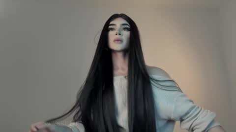 Bella online show from March 11, 2025, 12:44 am