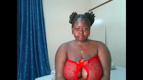 sweetest_snack online show from April 21, 2026, 3:35 am