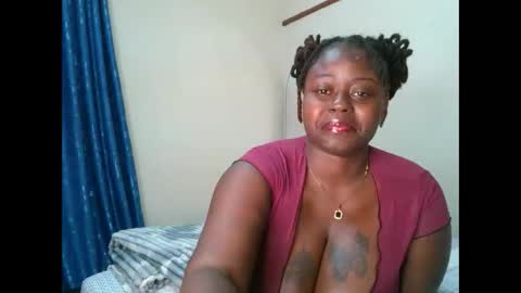 sweetest_snack online show from April 26, 2026, 2:42 am