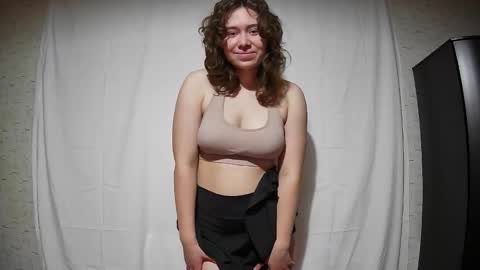 sweetfaina online show from November 25, 2025, 10:54 pm