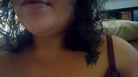 sweetfeet2525 online show from December 1, 2025, 11:10 pm