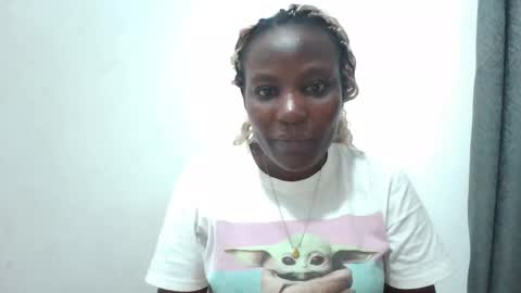 sweetfel online show from April 19, 2026, 7:05 pm