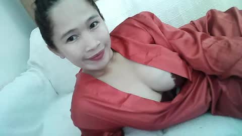 Snapshot of sweetfilipinawet chatting on April 28, 2026, 4:01 pm Stacy online show from April 28, 2026, 4:01 pm