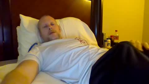 sweetg233 online show from December 1, 2024, 6:08 pm