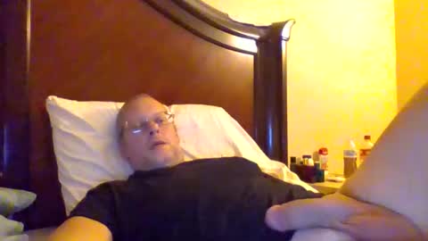 sweetg233 online show from October 11, 2025, 5:39 am