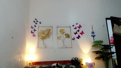 May online show from April 23, 2026, 12:56 am