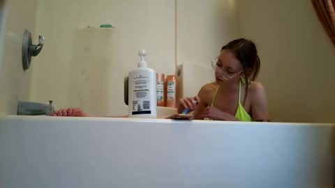 sweetgirlls online show from May 20, 2026, 11:44 pm