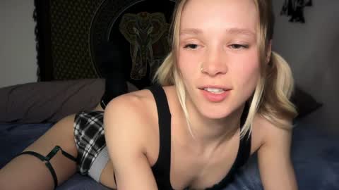 sweetgracee online show from January 16, 2025, 4:38 am