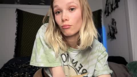 sweetgracee online show from February 6, 2025, 3:06 am