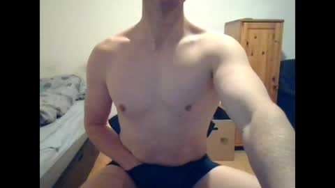 Snapshot of sweetguy8210 chatting on November 24, 2025, 6:40 pm sweetguy8210 online show from November 24, 2025, 6:40 pm