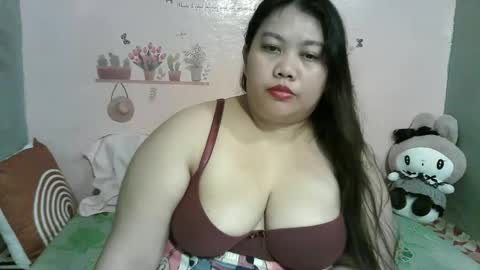 Snapshot of sweetheart1991 chatting on April 2, 2026, 5:32 pm Fuck my boobs69 online show from April 2, 2026, 5:32 pm