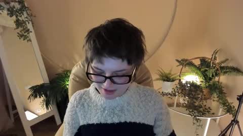 Kira online show from February 21, 2025, 10:48 pm