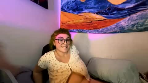 sweetheatannie online show from December 19, 2024, 6:12 am