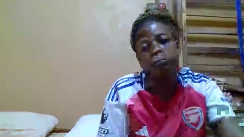 sweetib1 online show from March 11, 2025, 5:49 am