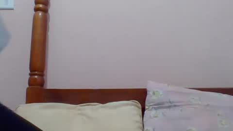 Snapshot of sweetib1 chatting on June 18, 2026, 5:30 am sweetib1 online show from June 18, 2026, 5:30 am