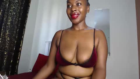 Snapshot of sweetice_01 chatting on February 2, 2026, 7:07 am euny online show from February 2, 2026, 7:07 am