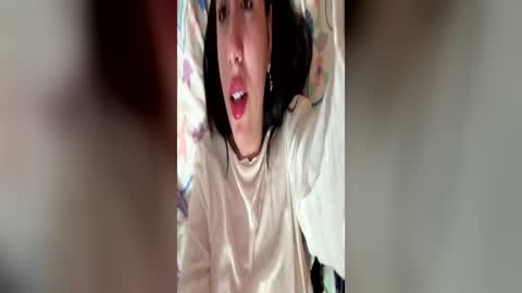 Ana Mara  i cant Make noise My family is here  online show from June 13, 2026, 4:21 am