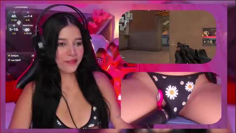 sweetie_cloe online show from September 26, 2025, 9:08 pm