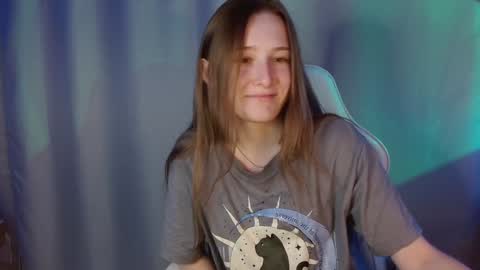 Annie online show from January 11, 2025, 8:32 pm