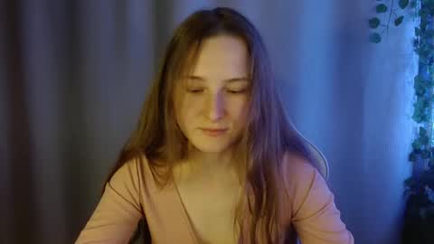 Annie online show from October 6, 2025, 7:55 pm