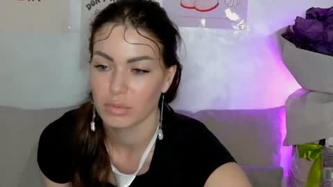 Snapshot of sweetiedarlingxoxox chatting on June 18, 2026, 7:18 pm Daddy Babby Girl online show from June 18, 2026, 7:18 pm