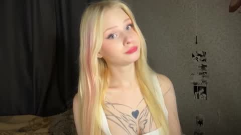 sweetie Lisa3 online show from December 17, 2024, 4:01 am