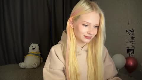 sweetie Lisa3 online show from December 24, 2024, 6:44 am