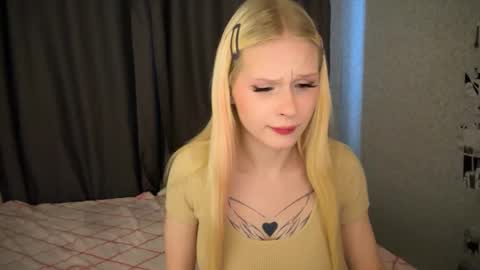 sweetie Lisa3 online show from January 15, 2025, 10:06 am