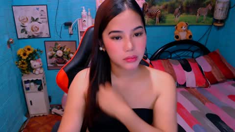 Nicole online show from January 15, 2025, 4:47 am