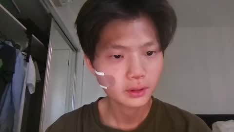 sweetiepuppy421 online show from April 7, 2026, 1:28 am