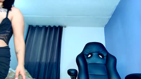 Snapshot of sweetisabella__ chatting on October 12, 2025, 12:42 am Isabella online show from October 12, 2025, 12:42 am