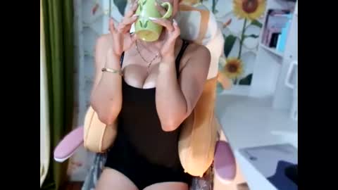 jona online show from April 21, 2026, 11:40 pm