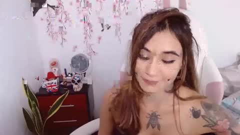 karen online show from October 27, 2025, 5:28 pm