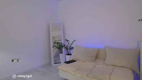 SweetKira1 online show from February 26, 2026, 5:28 am