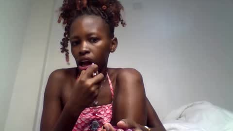 Snapshot of sweetkola1 chatting on November 2, 2025, 8:06 am sweetkola online show from November 2, 2025, 8:06 am